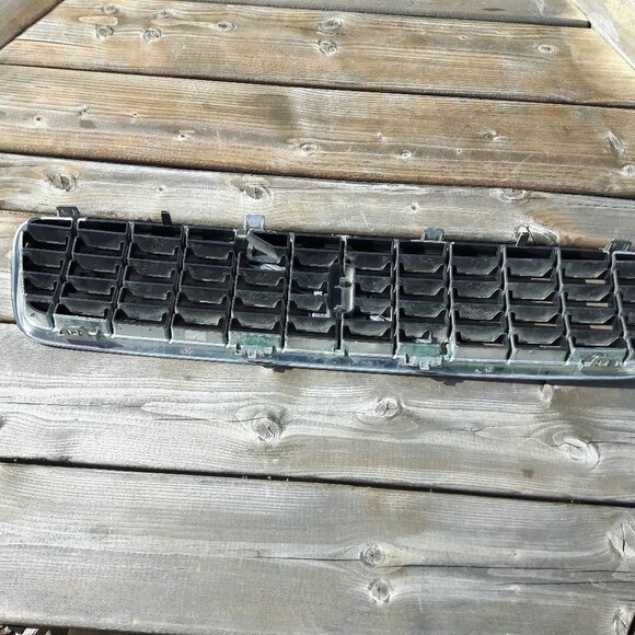 Vintage VOLVO Car Grill - Picture 2 of 4